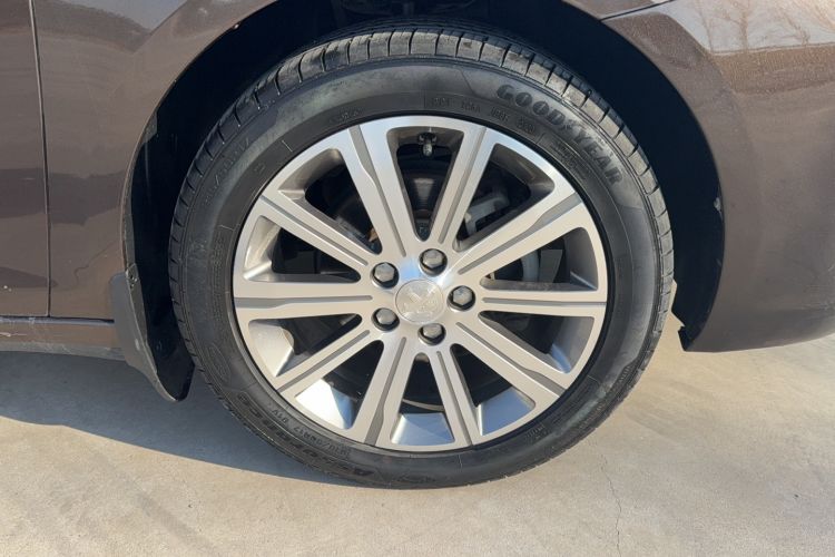 Used Peugeot 408 2015 1.2T Automatic Luxury Edition