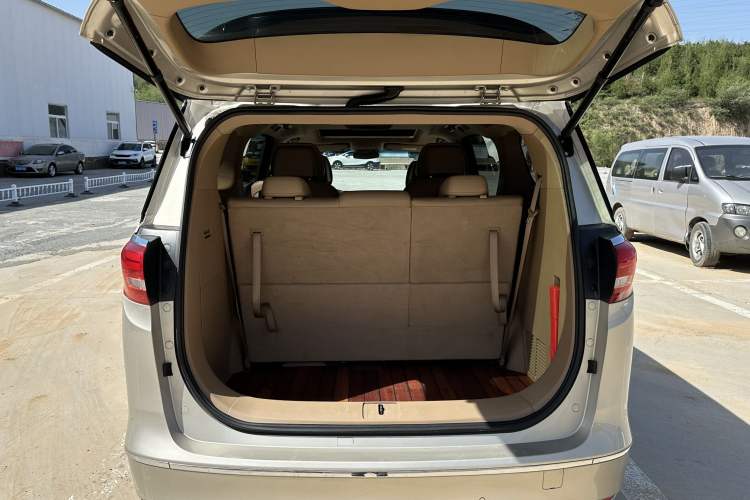 Used Buick GL8 2017 ES 28T Premium Version China V Standard
