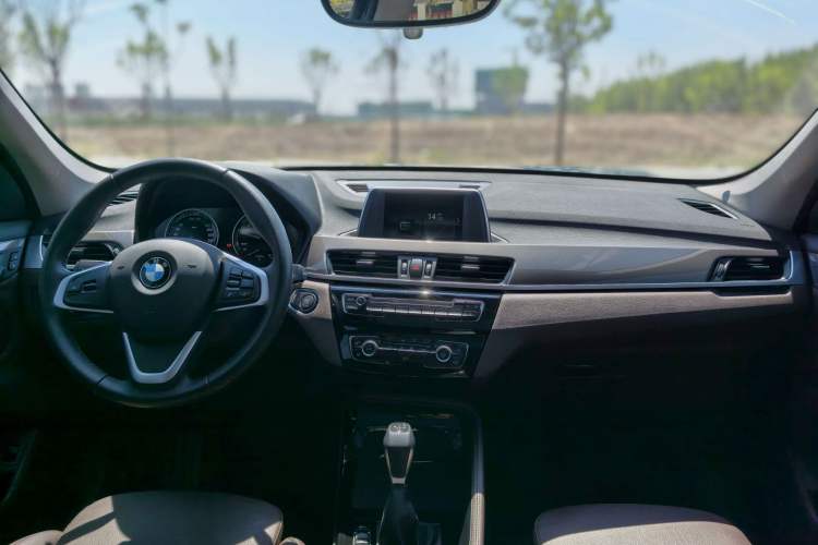 Used BMW X1 2019 sDrive18Li Premium Edition
