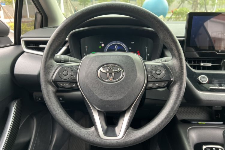 Used Toyota Corolla 2023 1.8L Smart Electric Hybrid Dual-Motor Elite Edition