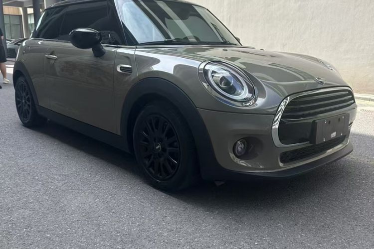Used  MINI 2019 1.5T COOPER Classic Edition
