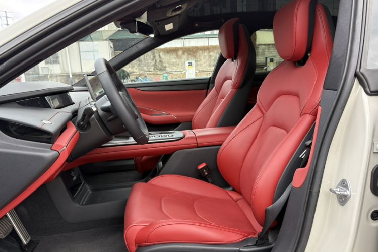 Used  SU7 2024 Four-Wheel Drive Ultra-Long Range Advanced Intelligent Driving Max Edition
