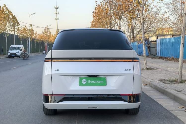 Used XPeng X9 2025 740 Ultra-Long Range Max