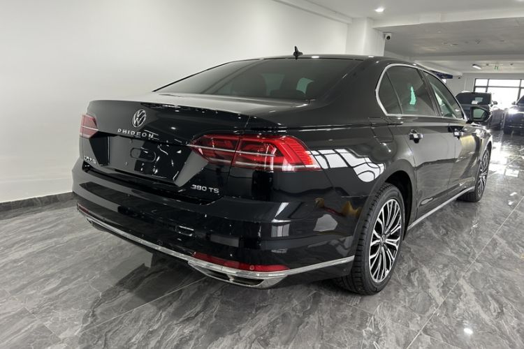 Used Volkswagen Phideon 2021 380TSI Luxury Edition
