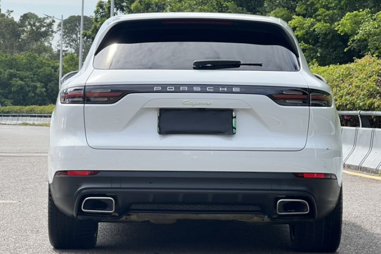 Used Porsche Cayenne E-Hybrid 2023 Cayenne E-Hybrid 2.0T Platinum Edition