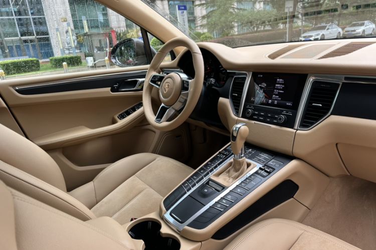 Used Porsche Macan 2017 Macan 2.0T
