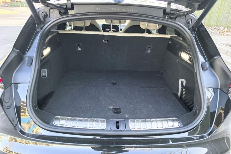 Used Nio ET5T 2025 75 kWh Touring
