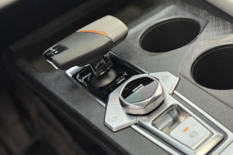 Used Changan UNI-V 2022 1.5T Prestige Version
