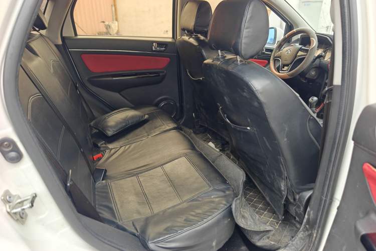 Used BAIC Senova X25 2015 1.5L Manual Elite Edition
