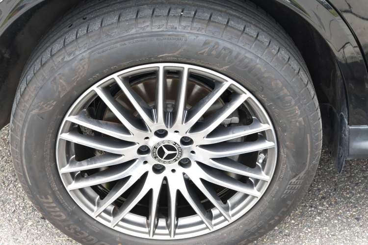 Used Mercedes-Benz GLC 2023 GLC 300 L 4MATIC Dynamic 7-Seater
