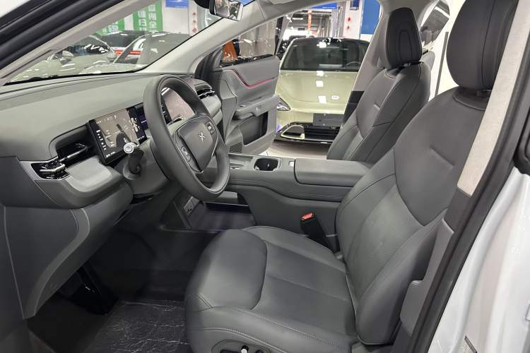 Used XPeng G6 2025 625 Long-Range Max Flagship Edition