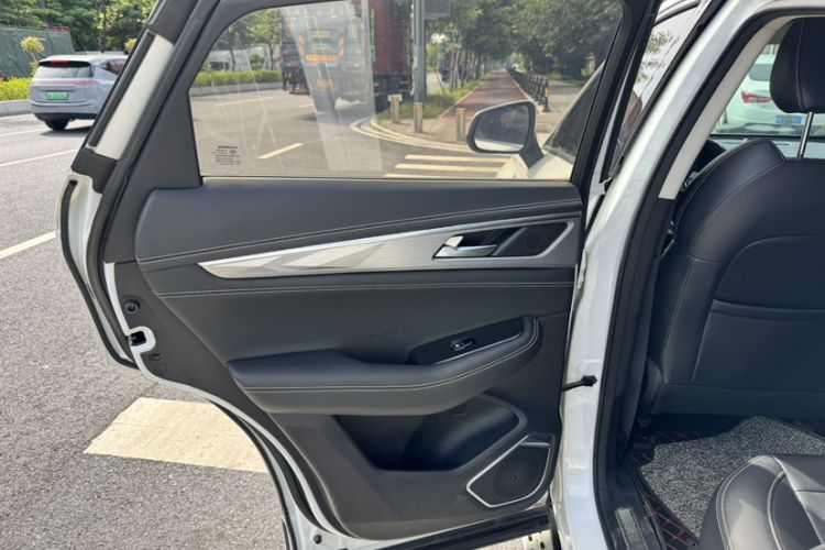 Used Changan CS85 COUPE 2019 1.5T DCT Version China VI Standard
