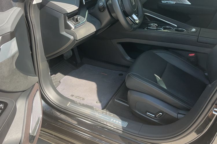 Used Zeekr 001 2023 WE Edition 100 kWh