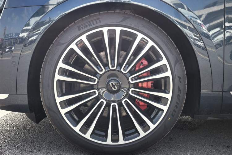 Used Hima AITO M9 2025 All-Electric Ultra Version 100 kWh 5-Seater Model
