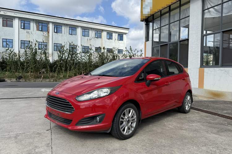 Used Ford Fiesta 2013 Hatchback 1.5L Automatic Fashion Edition
