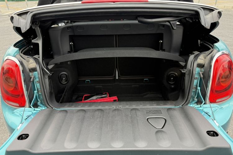 Used  MINI 2016 1.5T COOPER CABRIO
