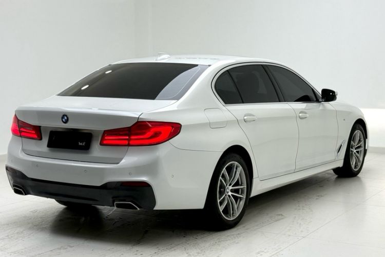 Used BMW 5 Series 2020 525Li M Sport Package