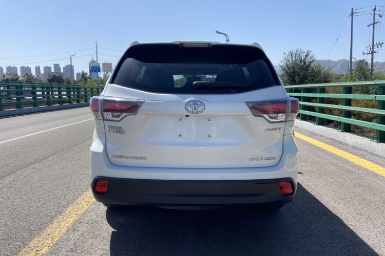 Used Toyota Highlander 2017 2.0T Four-Wheel Drive Luxury Edition 7 Seats
