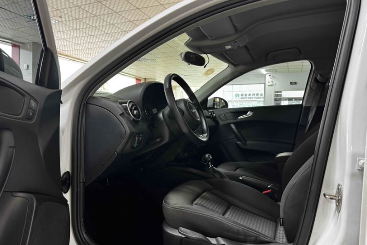 Used Audi A1 2014 30 TFSI Sportback Fashion Model
