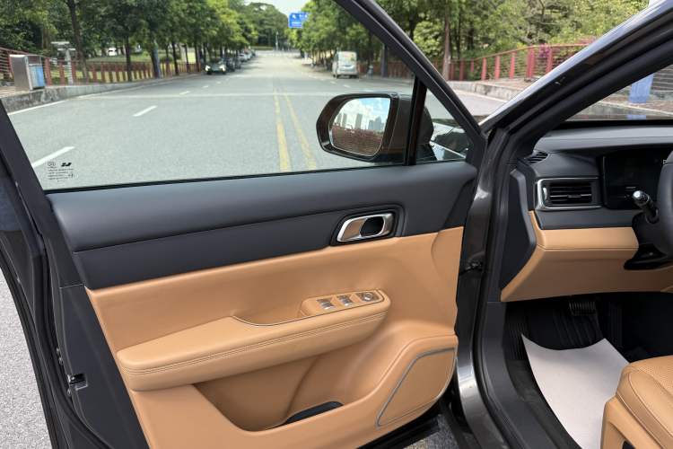 Used Li Auto ONE 2021 Extended-Range 6-Seater Version
