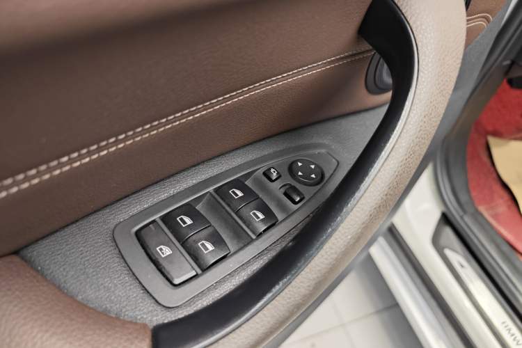 Used BMW X1 2018 sDrive18Li Luxury Model
