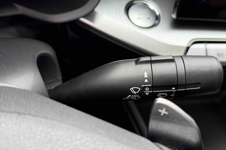 Used MG 5 2021 300TGI DCT Elegant Luxury Edition
