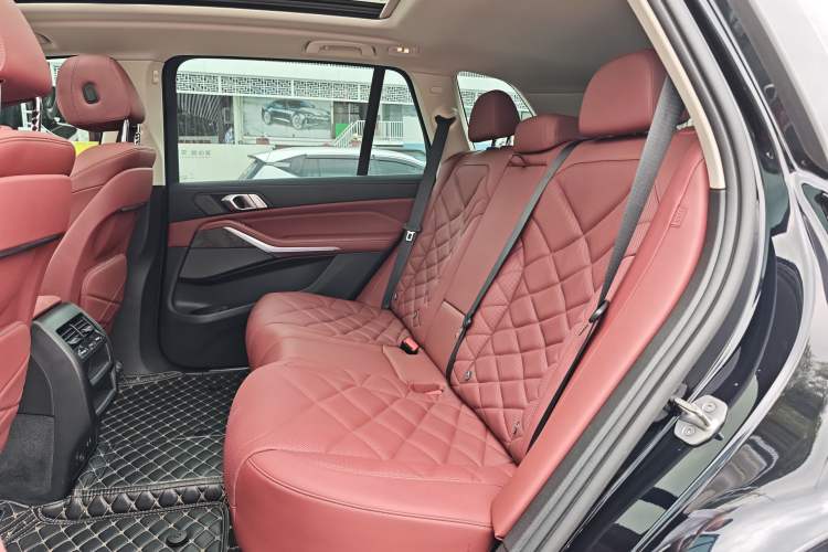 Used BMW X5 2022 Restyled xDrive 30Li M Sport Package
