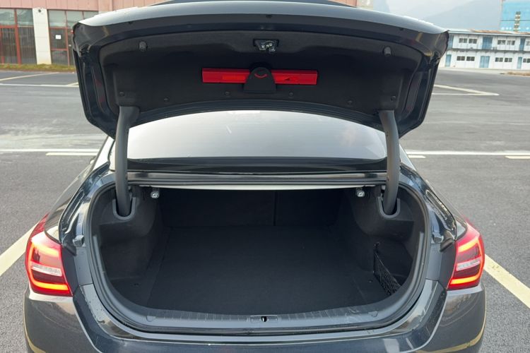 Used Hongqi H5 2022 Classic Model Facelift 1.5T DCT Qiyun Edition
