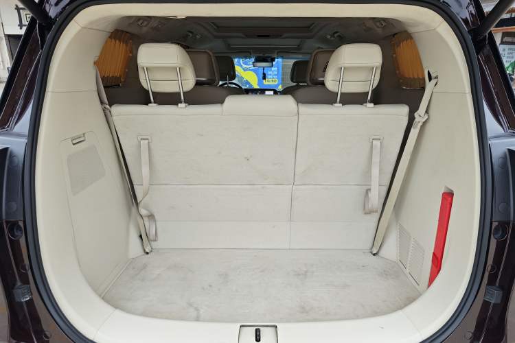 Used Buick GL8 2022 Facelifted Avenir Aivia 7-Seater Premium Edition
