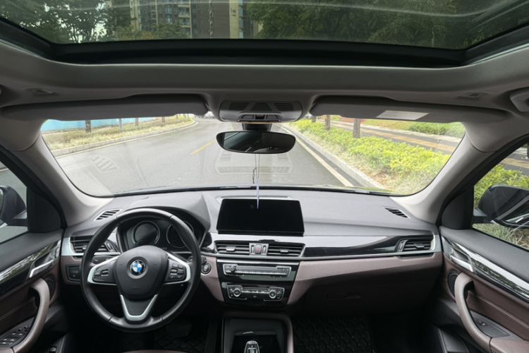 Used BMW X1 2020 sDrive25Li Leading Model
