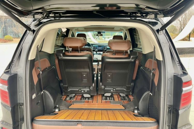 Used Honda Elysion 2019 2.0L Hybrid Supreme Edition