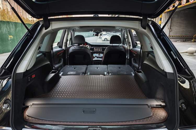 Used Audi Q7 2024 45 TFSI quattro S line Sport Edition
