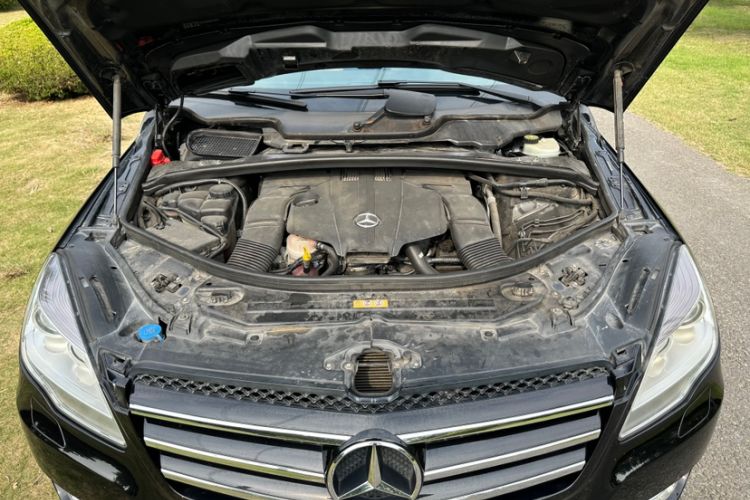 Used Mercedes-Benz R-Class 2017 R 320 4MATIC Business Edition Prestige Model