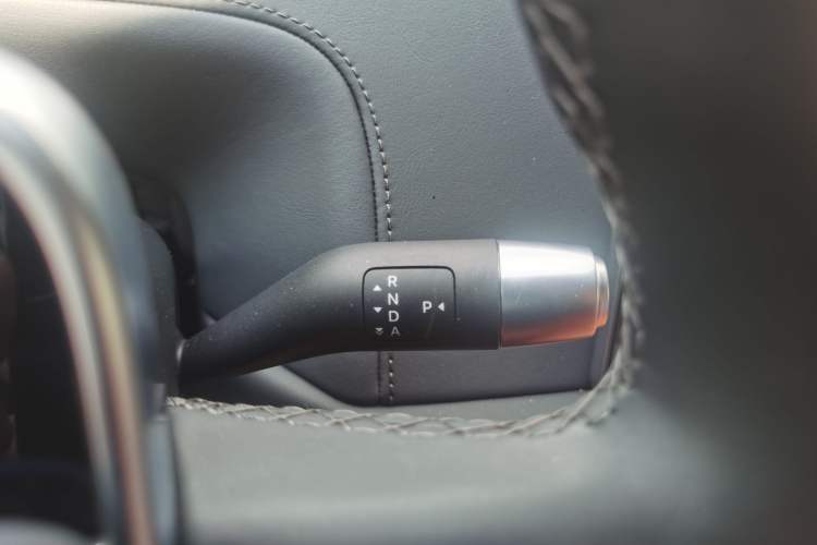 TDK.VehicleDetails.img