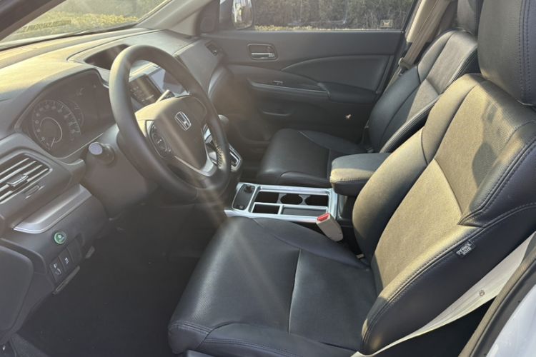 Used Honda CR-V 2016 2.0L two-wheel drive Urban Edition
