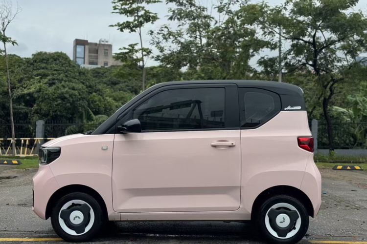 Used Wuling Hongguang MINIEV 2022 Macaron Premium Model – Lithium Iron Phosphate