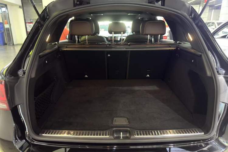 Used Mercedes-Benz GLC 2022 Facelifted GLC 260 L 4MATIC Dynamic Edition
