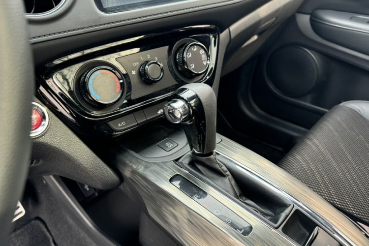 Used Honda XR-V 2017 1.8L EXi CVT Comfort Version
