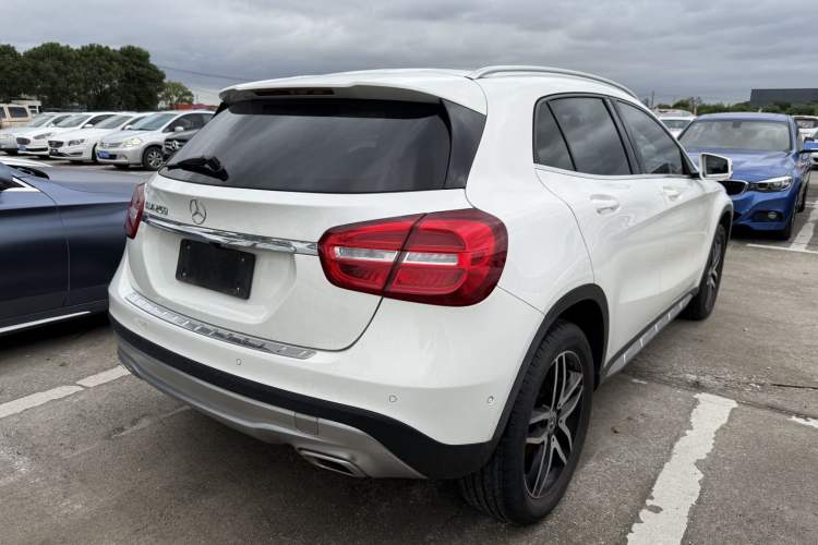 Used Mercedes-Benz GLA 2016 GLA 200 Fashion Model