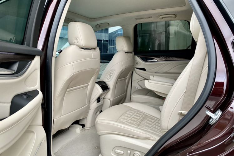 Used Buick Enclave 2022 652T 4x4 Avenir 6-Seater
