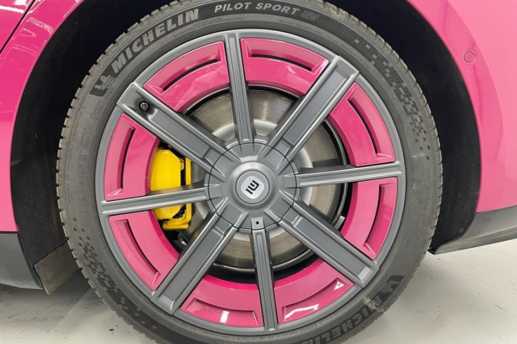 Used  SU7 2024 Rear-Drive Long-Range Intelligent Driving Version
