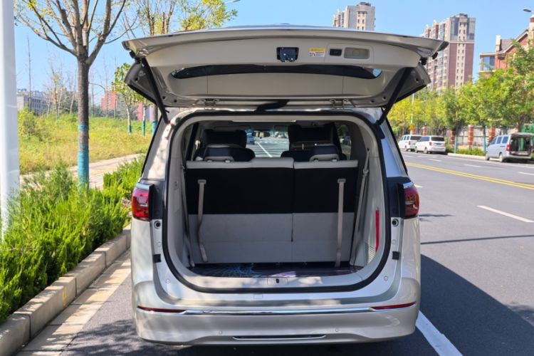 Used Buick GL8 2022 ES Landtrek 653T Comfort Edition
