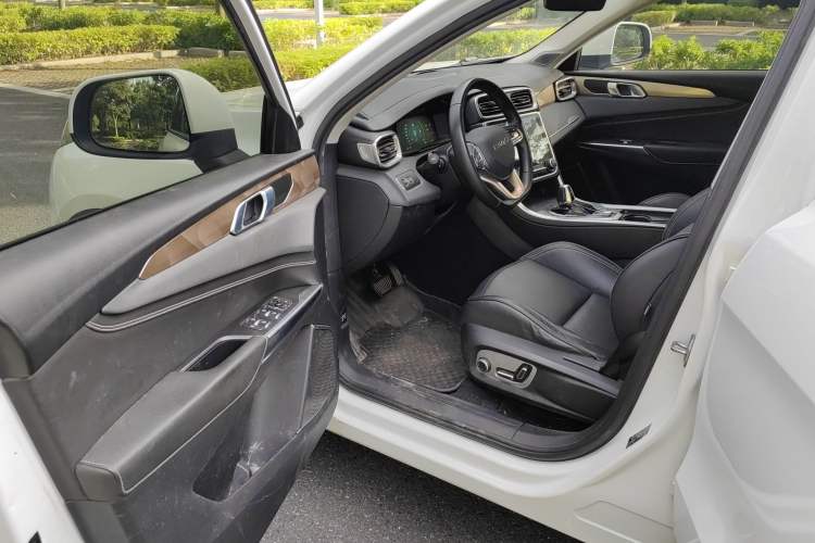 Used Lynk & Co 01 2017 2.0T Two-Wheel Drive Pro Edition
