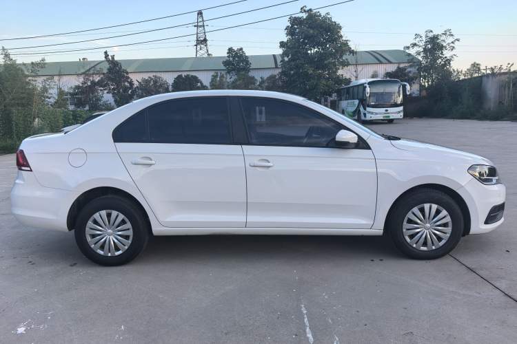 Used Volkswagen Santana 2016 1.6L Automatic Fashion Edition
