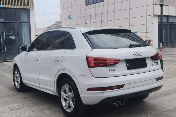 Used Audi Q3 2017 30 TFSI Fashion Model
