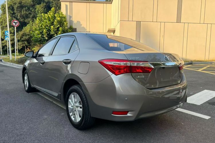 Used Toyota Corolla 2014 1.6L CVT GL-i
