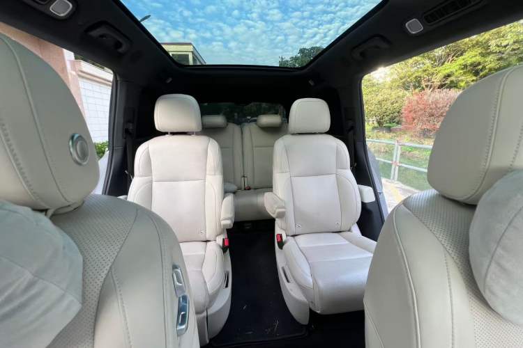 Used Li Auto L9 2022 Max model
