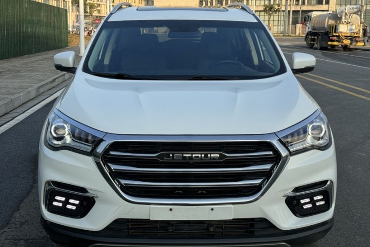Used JETOUR X90 2019 1.6T DCT Luxury Touring Edition 5 Seats China VI Standard
