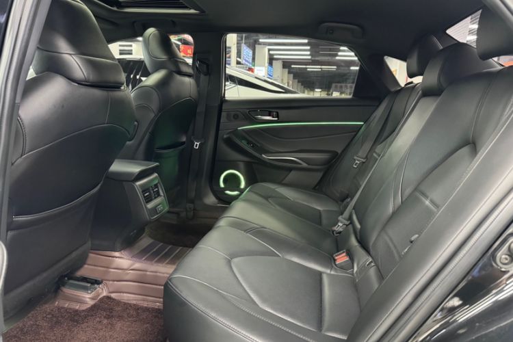 Used Toyota Avalon 2023 2.5L Luxury Edition