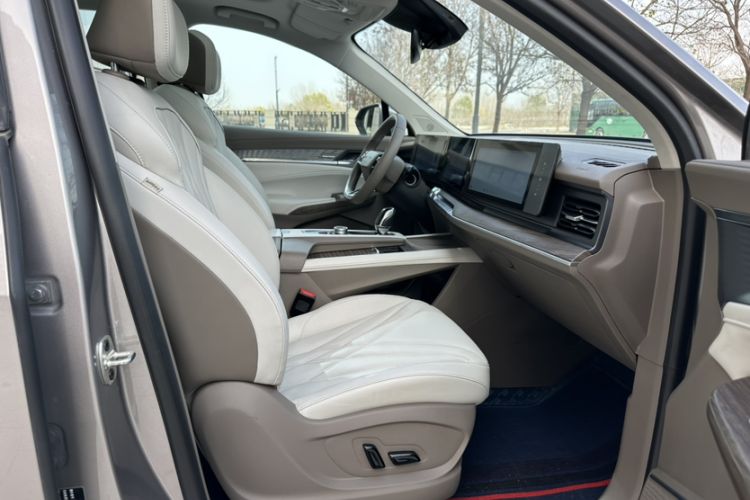 Used Roewe RX9 2023 2.0T Two-Wheel Drive Enjoyment Version
